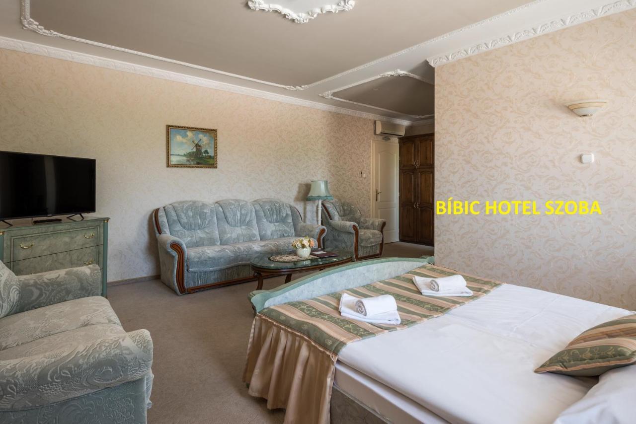 Hotel Bibic Es Tuskevar Etterem Es Horgaszto Ньиредьхаза Экстерьер фото